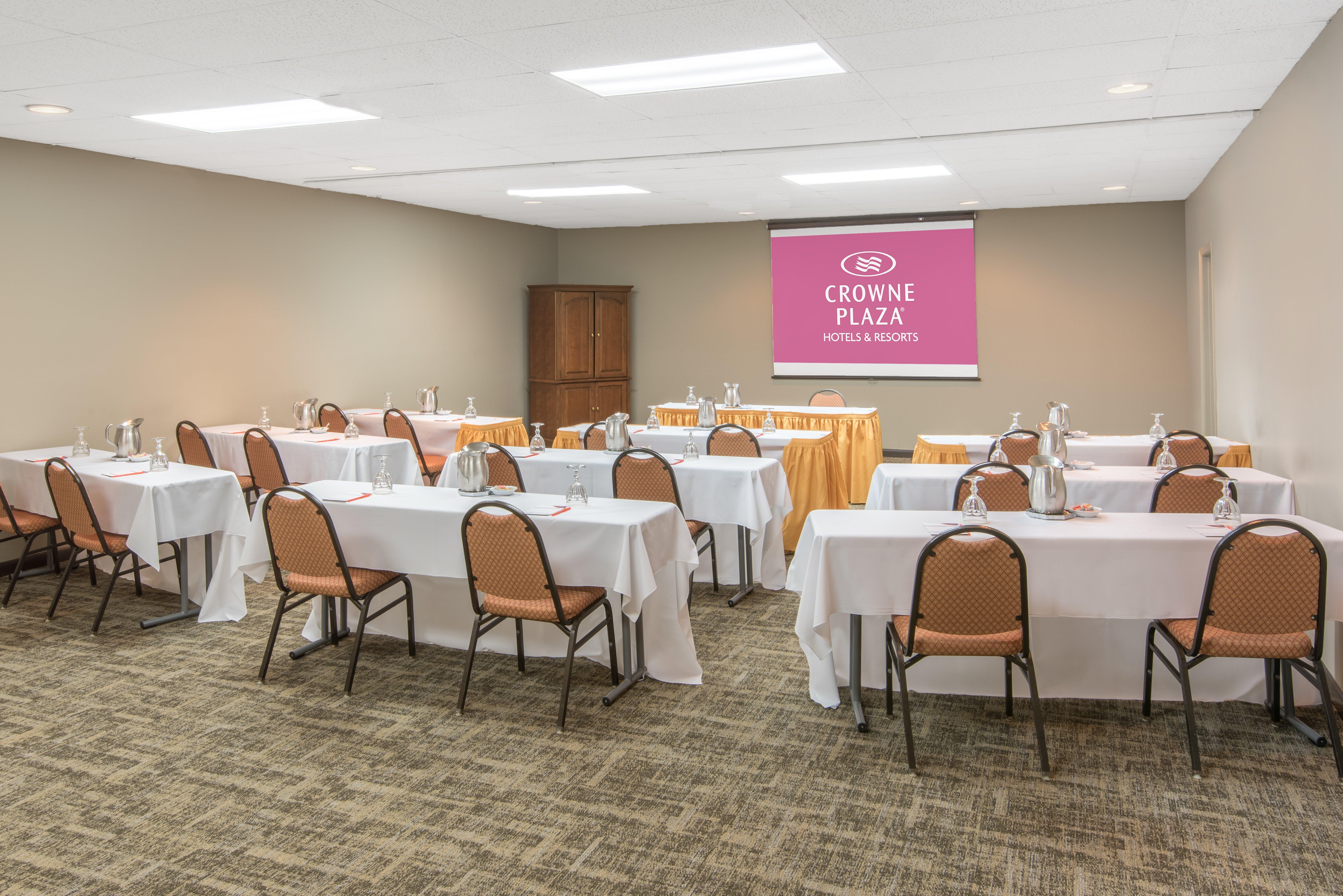 Crowne Plaza Hotel Hickory By Ihg Εξωτερικό φωτογραφία