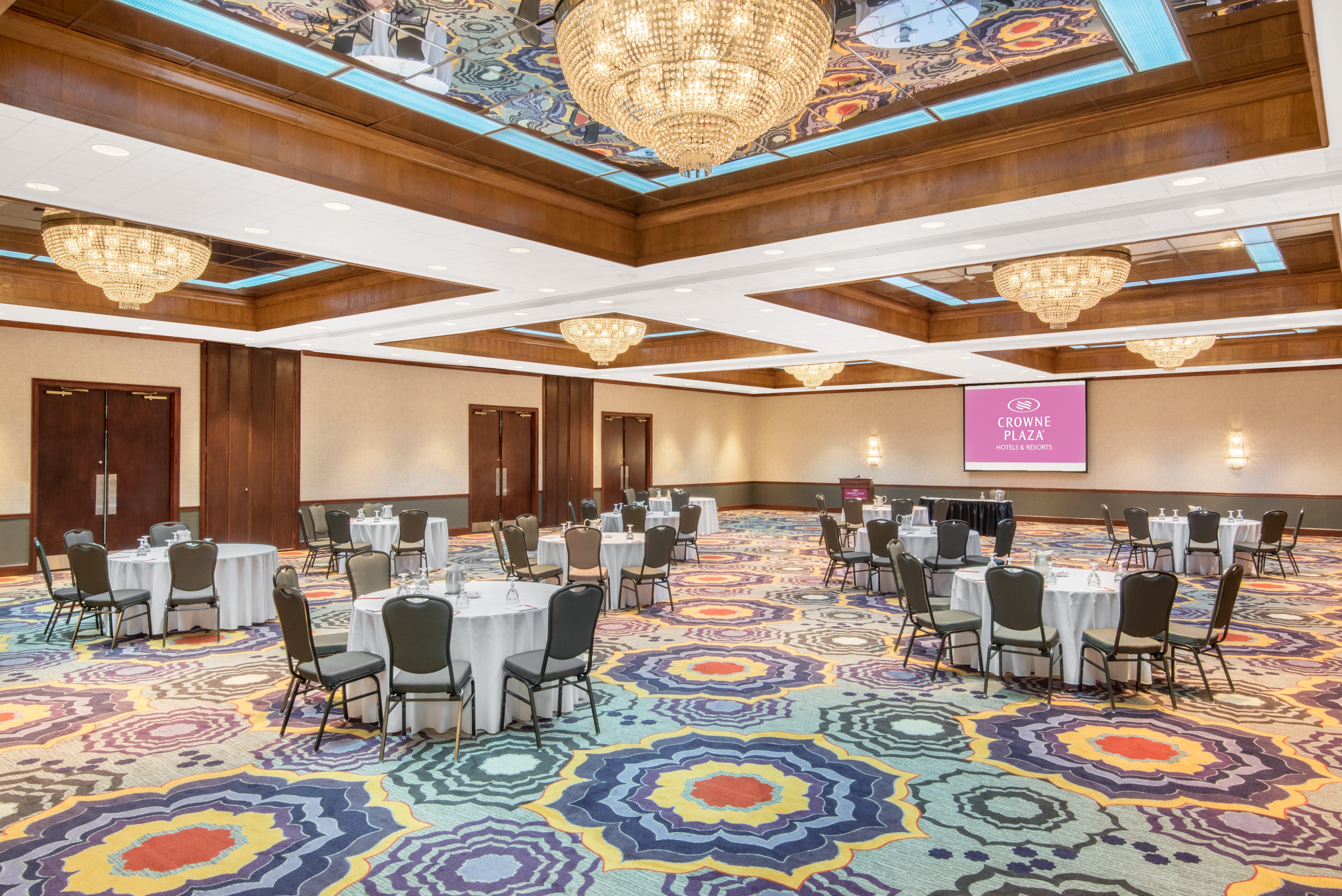 Crowne Plaza Hotel Hickory By Ihg Εξωτερικό φωτογραφία